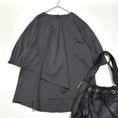【美品】自由区　ハイツイストポンチアシンメトリーカットソー　グレー　2024SS