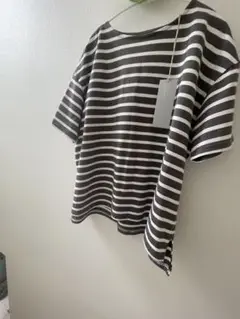 オローネ サブリナボーダーTシャツ