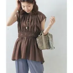 バックリボンシャーリングブラウス URBAN RESEARCH ROSSO