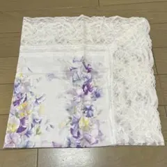 【新品未使用】大判レースハンカチ　　68センチ　青紫