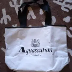 Aquascutum トートバッグ アイボリー