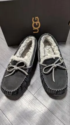 UGG OLSEN ブラック スリッポン