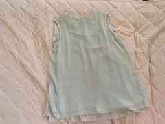 UNIQLO バッグプリーツ ノースリーブ ブラウス