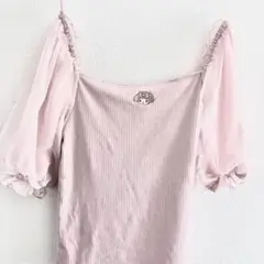 GU サンリオコラボ　オフショル　マイメロディ