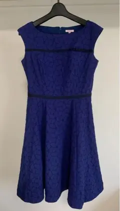 TOCCA 総刺繍ワンピース