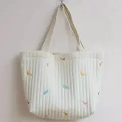 恐竜柄　イブル　キルティング　レッスンバッグ