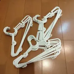 KAMEさん専用 ホワイト ベビーハンガー30本セット