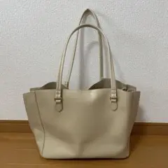 ベージュ トートバッグ ジッパー付き
