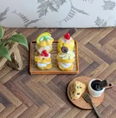 「ミニチュアスイーツセット＊4種のシュークリームとチョコスコーン」