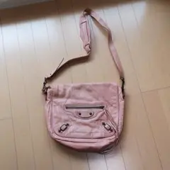 バレンシアガ BALENCIAGA
