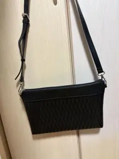AZUL BY MOUSSY ブラック クラッチバッグ