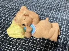 寝むるテディベアのレトロ置物