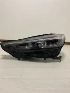 ホンダ ヴェゼル ヘッドライト グレードe:HEV PLaY