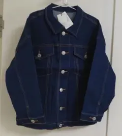 Item thumbnail for item b5f2359d-cb7f-46f4-808f-56400d8175b2