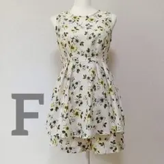 【ページボーイ】花柄パンツセットアップ　ノースリーブ　ペプラム　ショートパンツ