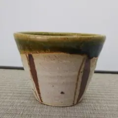 美濃陶片 黄瀬戸 菊花 織部釉流し紋 大皿 陶片 残欠 志野 織部 古陶磁 美濃陶片 黄瀬戸 菊花 織部釉流し紋 大皿 陶片 残欠 志野 織部
