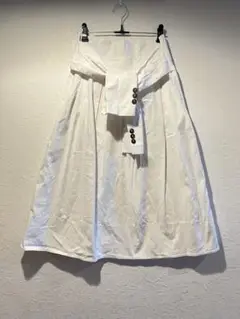 リナシメント　ホワイトスカート　S