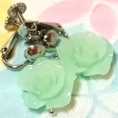 Item thumbnail for item 2d8b686f-bf3c-4fec-b434-8b3852292cd9