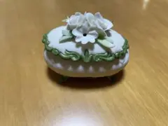 カポディモンテ 磁器 小物入れ お花