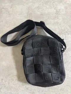 Item thumbnail for item 3891ff3a-db0b-43e8-8fe8-6dcd9cc7aa88