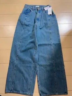 新品タグ付き　LEPSIM レプシィム　カラーワイドデニム　M