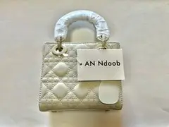 ハンドバック　AN NDOOB アイボリー　ショルダー付き