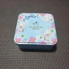 GODIVA　缶　送料込み