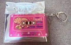 オーマイカフェ　トイストーリー　ハム カセットテープ型キーホルダー