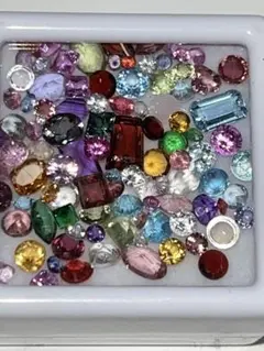 百花繚乱　172番　夢の宝石箱　外し石　宝石　ストーン　ルース　キラキラ