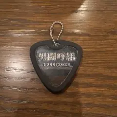 新品　男闘呼組　ピック型ネックレス　ゴールド　成田昭次 Amazon.co.jp: 男闘呼組 ピック型ネックレス Ver.2 ゴールド