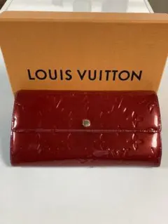 ルイヴィトン ヴェルニ 長財布