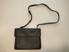 AZUL BY MOUSSY ブラックショルダーバッグ