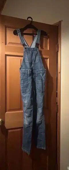 Item thumbnail for item 2a808ba5-bc8e-4615-94f8-0b79a0847fe1