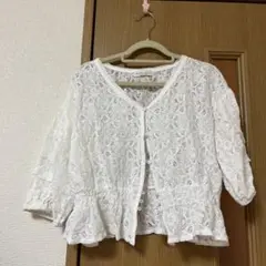 earth music&ecology アイボリー レースシャツ、ブラウス