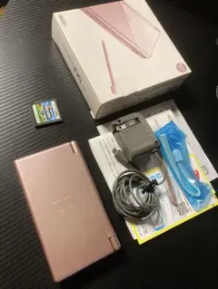 ニンテンドーDS Lite 本体 メタリックローズ 充電器付き