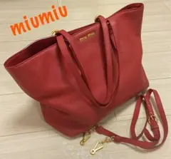 miu miu ショルダーバッグ 朱赤