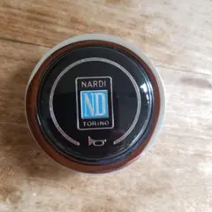【正規品】【当時物未使用】NARDI ナルディ ホーンボタン