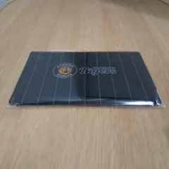 阪神タイガース アイブラックテープ