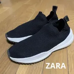 ZARA カジュアルニットスリッポン 黒