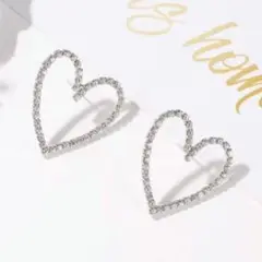 キラキラハートピアス