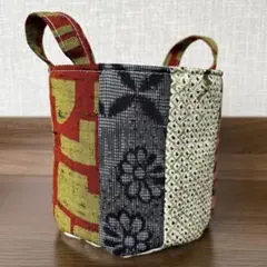 着物リメイク.丸底トートバック☆パッチワーク☆小物入れ☆ハンドメイド