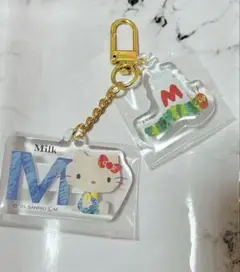 ハローキティ はらぺこあおむし ツインアクリルキーホルダー M