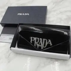 ✨限定モデル✨ 極美品✨ PRADA プラダ エナメル ロゴ入り 財布