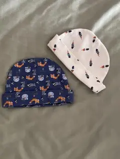 新生児 ベビー帽子 男の子用 白×水色 フェザー＆キツネ柄
