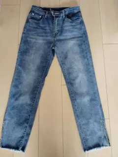 DAZY ライトブルー ストレートデニム フリンジ仕上げ
