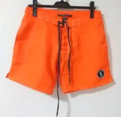 ショートパンツ