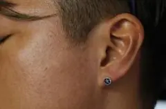 amp japan Triangle Wire Star Pierce