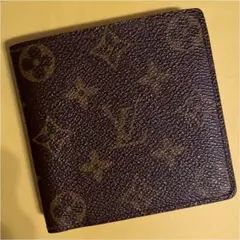 ルイヴィトン モノグラム 二つ折り財布