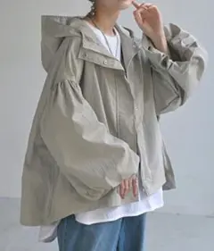 HUG.U 撥水　軽量　風船ブルゾン　ほわん袖　ライトグレー　М〜Lサイズ