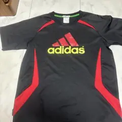 キッズ160サイズ　adidasTシャツ